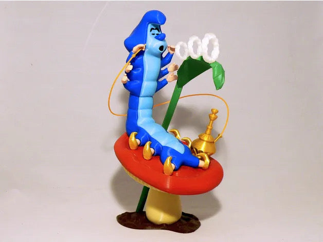 Lagarta Azul em 3D: A Mística Guia do País das Maravilhas!