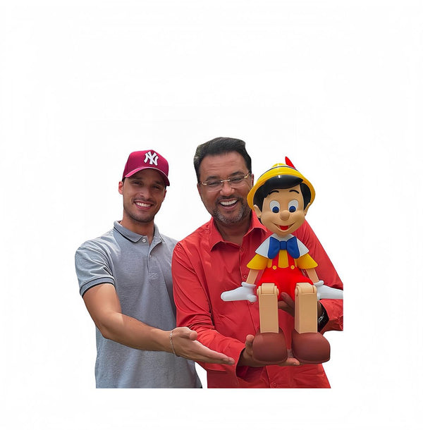 Pinóquio 3D de 55cm: A Magia em Escultura Realista para Sua Decoração!