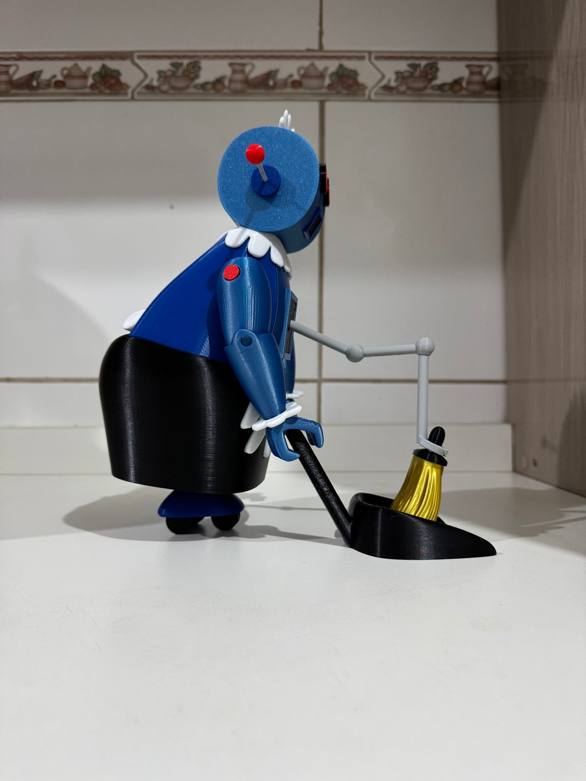 Boneca 3D da Rosie, a Robô da Família Jetsons – Carinho e Tecnologia em um Só Personagem!
