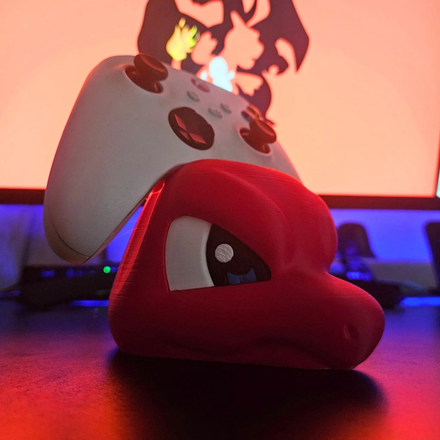 Charmeleon Suporte 3D: Estilo e Praticidade para Seus Controles PS5, PS4, Xbox e Nintendo Swift!