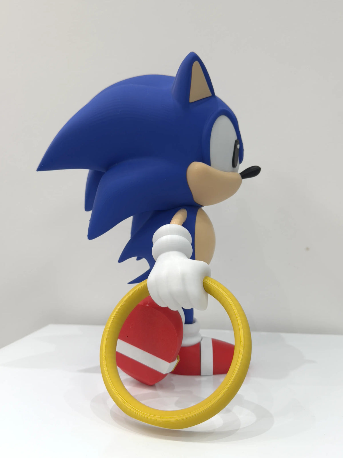 Boneco Sonic com Gold Ring – Colecionável Decorativo