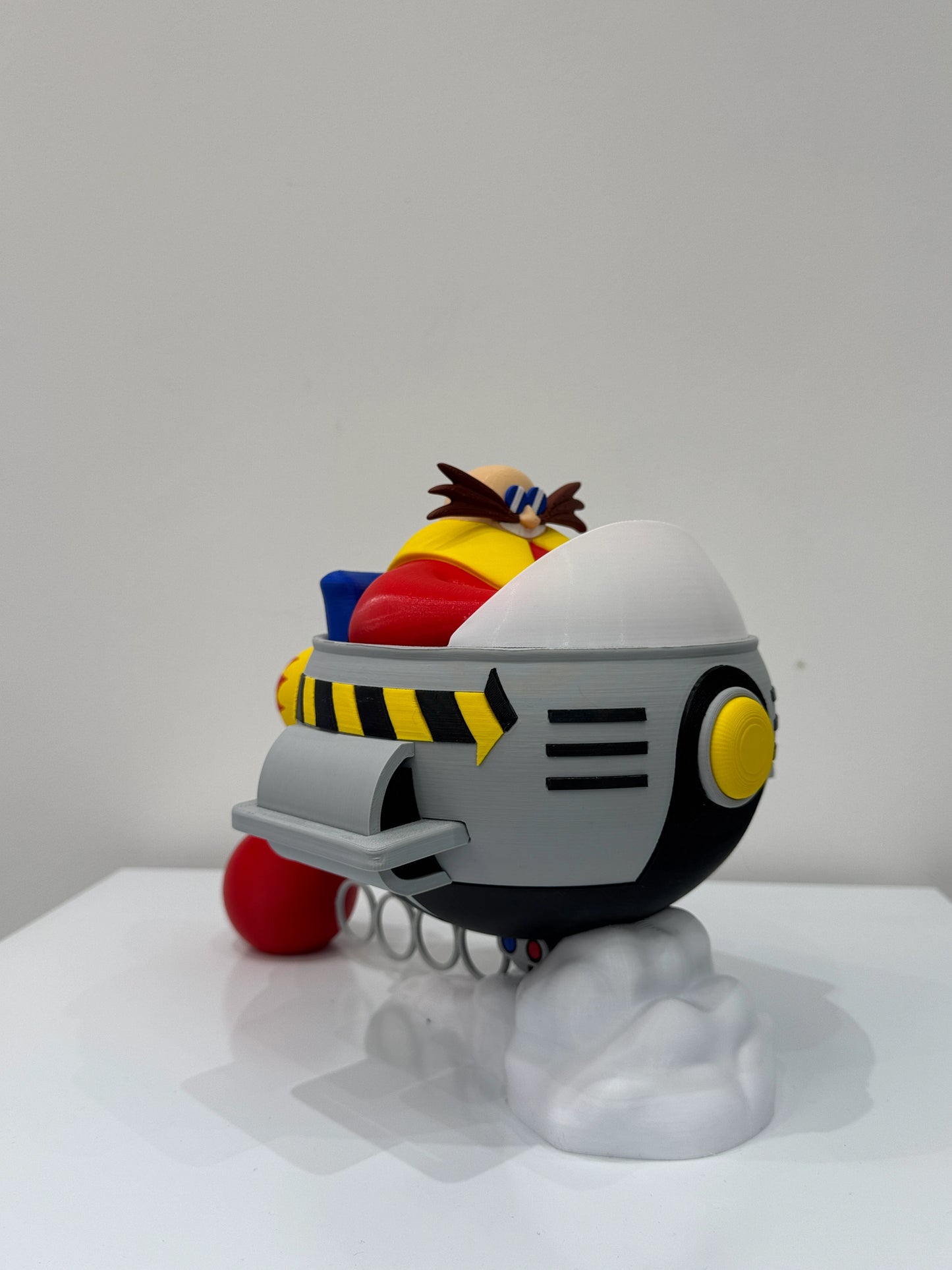 Boneco Dr. Robotnik (Eggman) com Egg Mobile – Colecionável Gamer