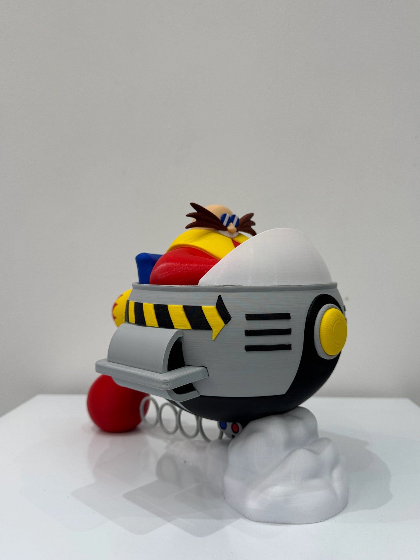 Boneco Dr. Robotnik (Eggman) com Egg Mobile – Colecionável Gamer