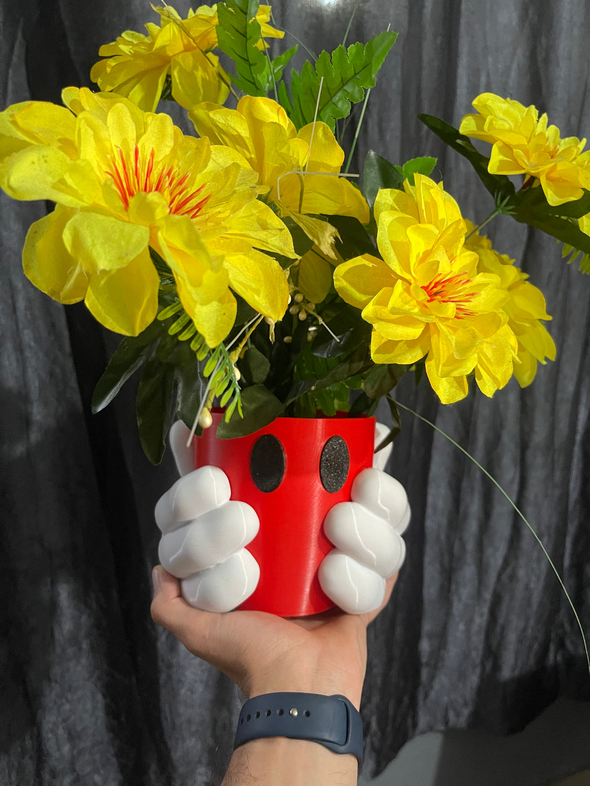 Vaso de Flores Luva do Mickey – A Magia Disney em Sua Decoração!