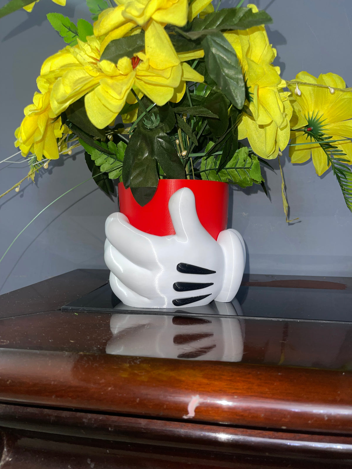 Vaso de Flores Luva do Mickey – A Magia Disney em Sua Decoração!