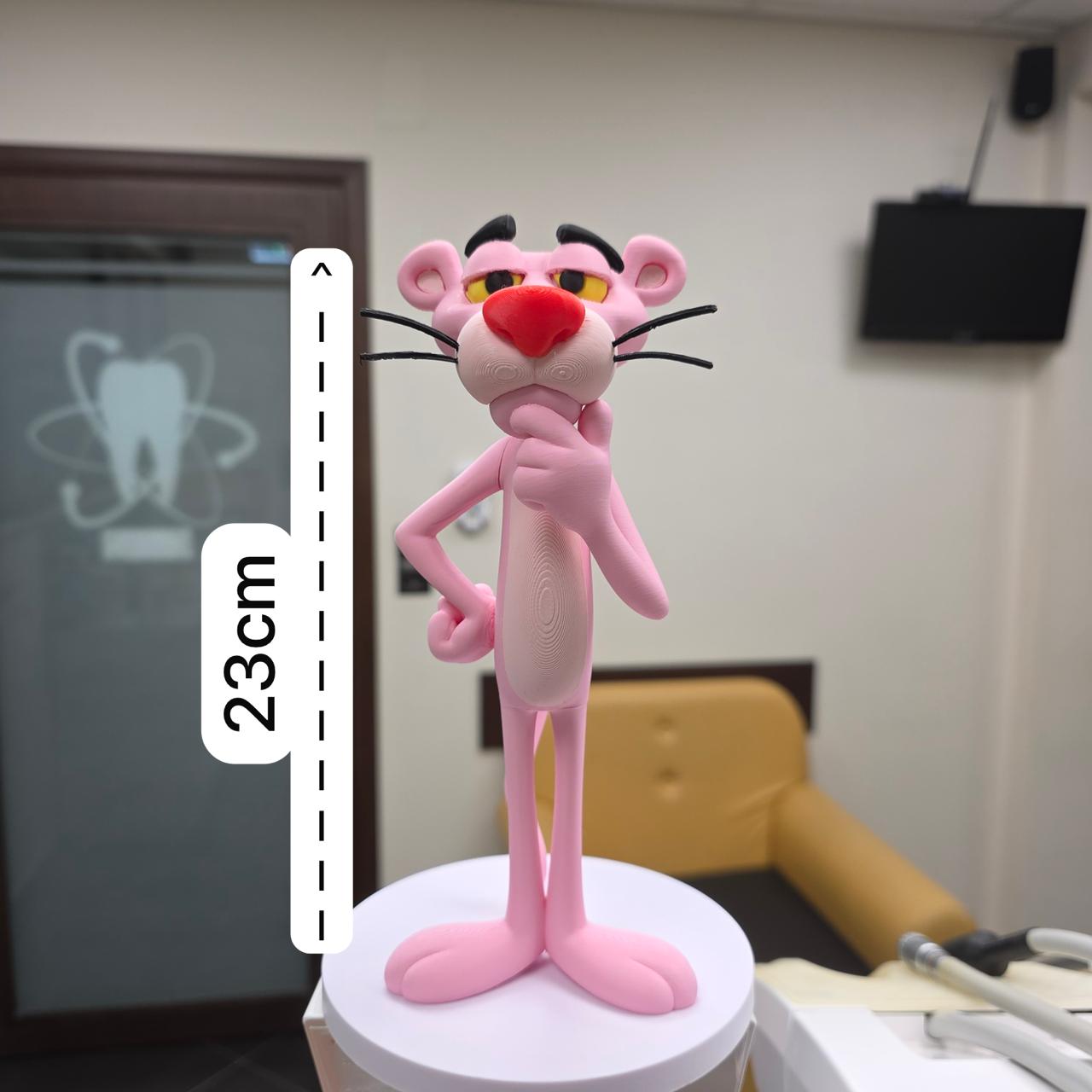 Boneco Decorativo Estilo Cartoon Rosa – Feito em Impressão 3D
